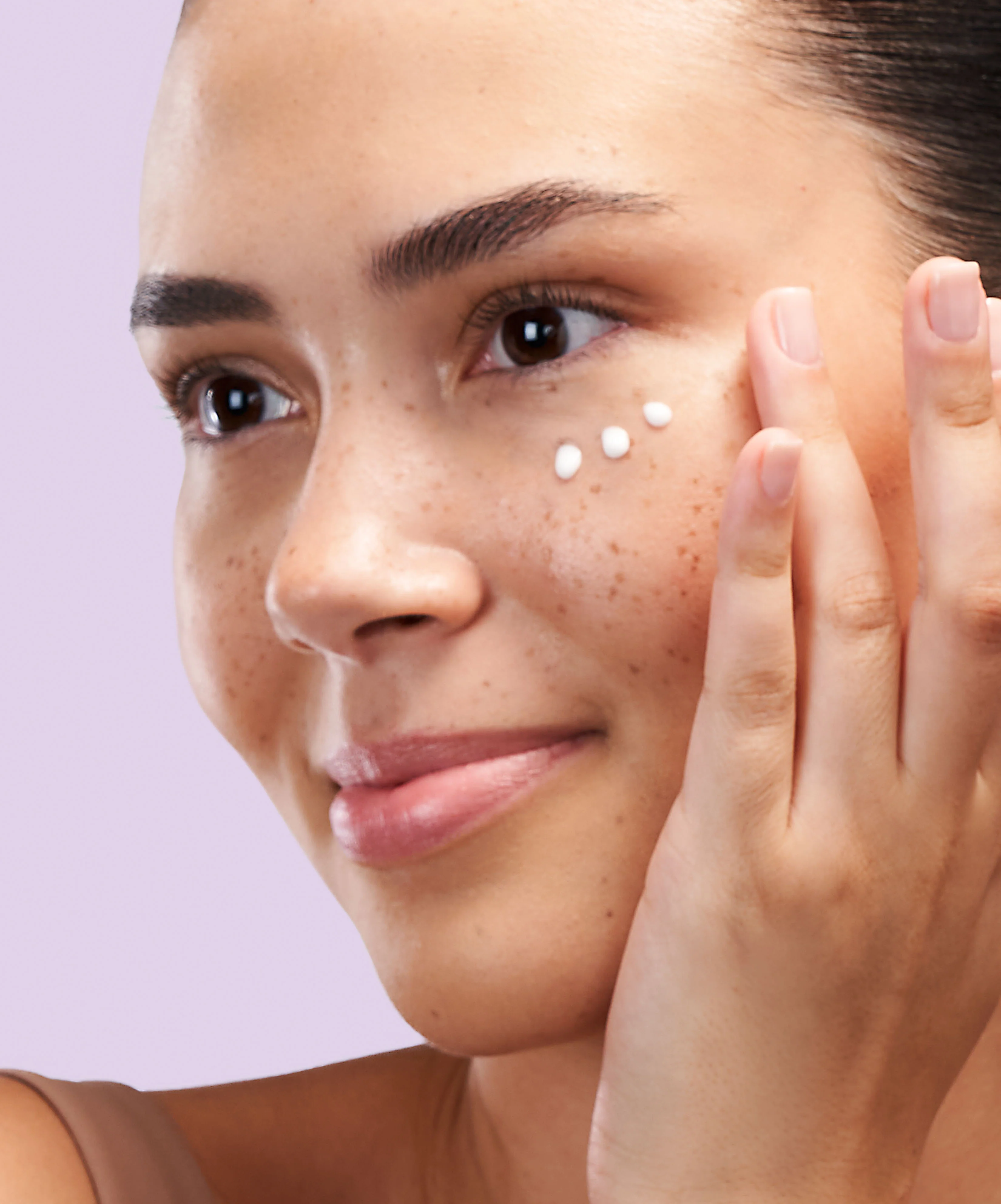 Pro-Plump Hydrating Eye Cream - Image 4